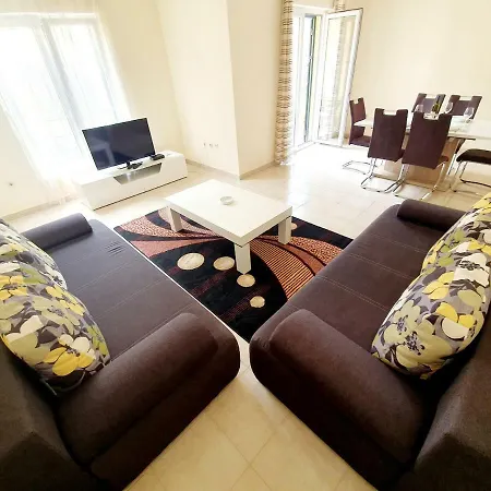 아파트 Apartman Jelena *
